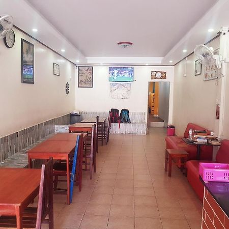 Vientiane Backpackers Hostel Exterior photo